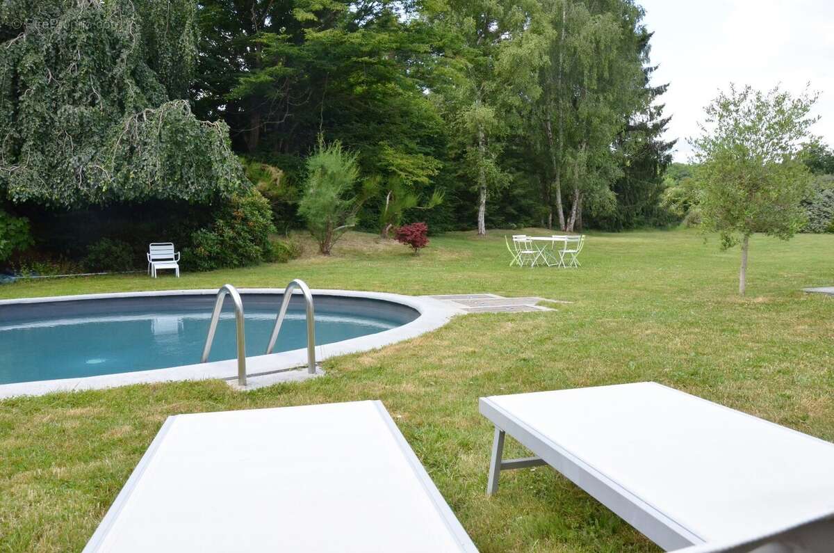 Maison à SENLISSE