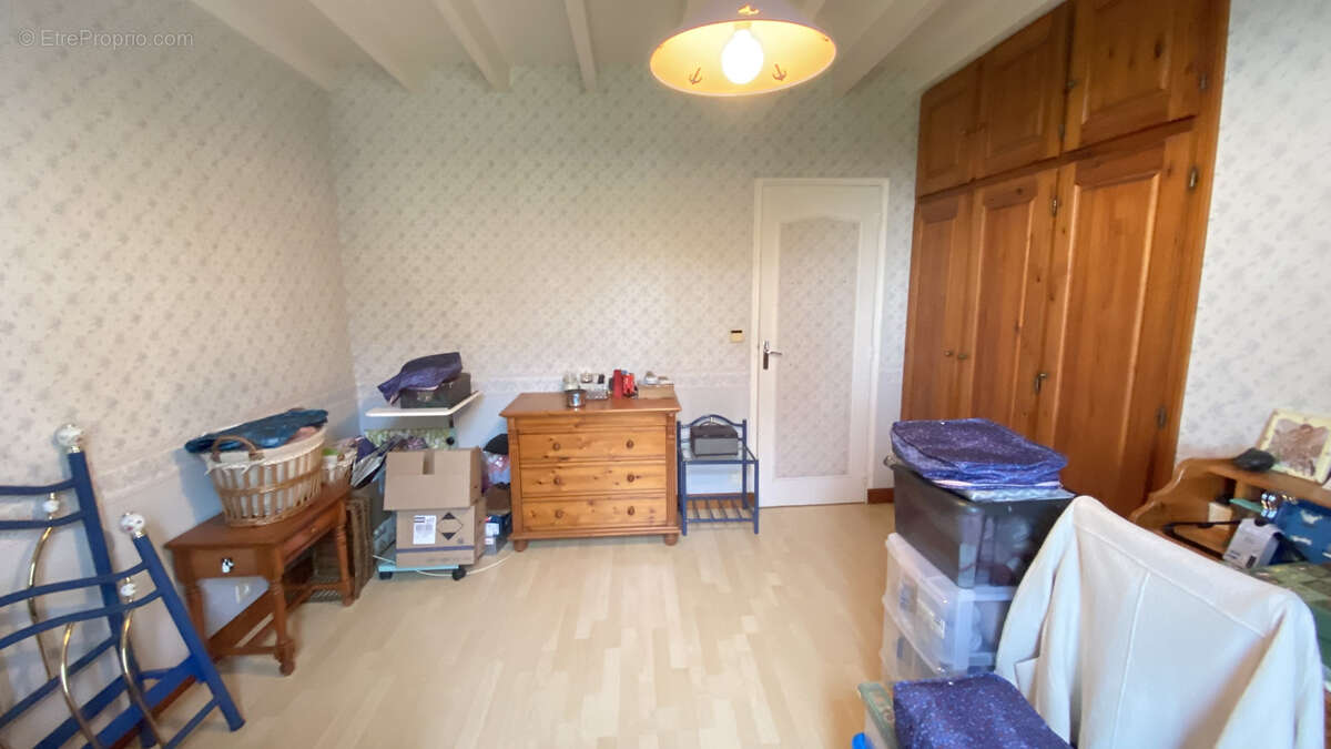 Maison à CHAMPAGNOLLES