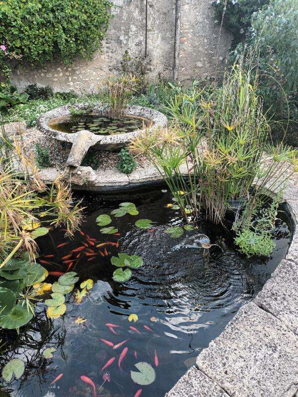 Maison à MORTAGNE-SUR-GIRONDE