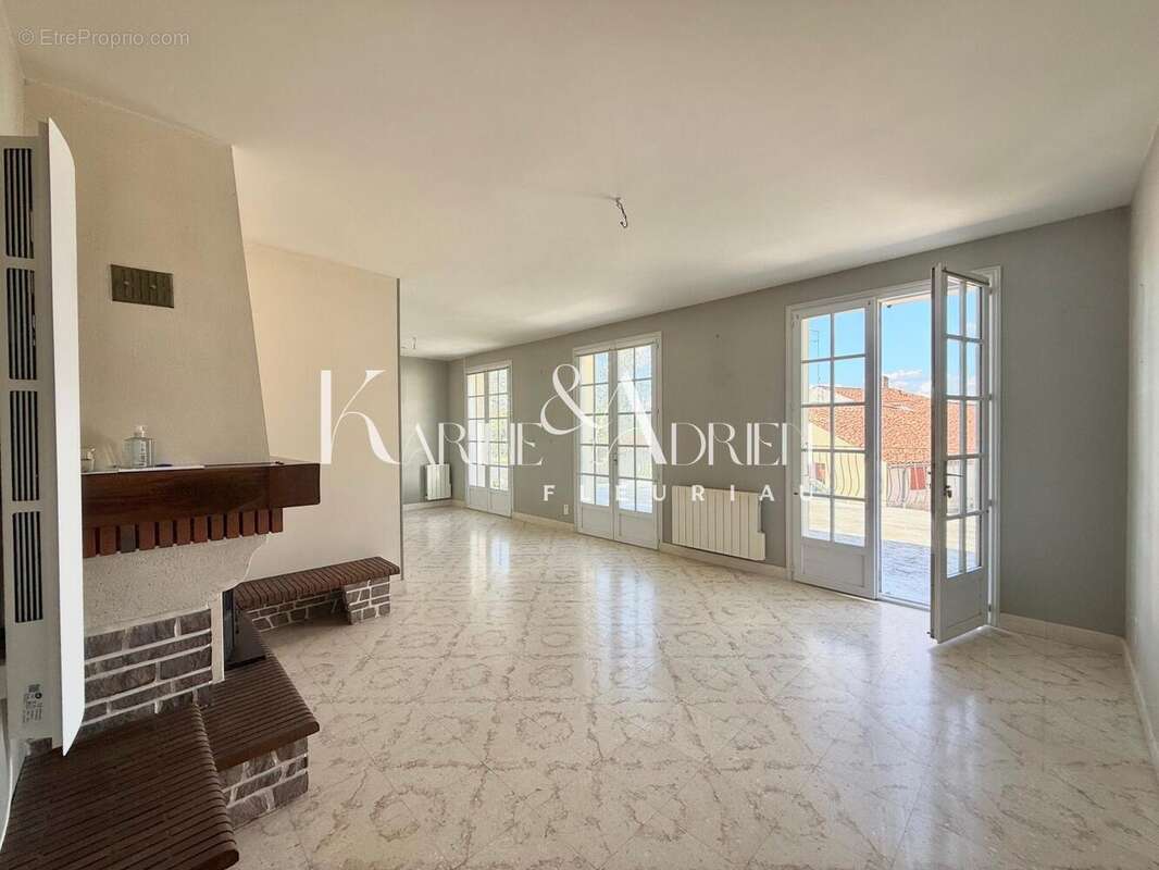 Photo 4 - Maison à BOURNEAU