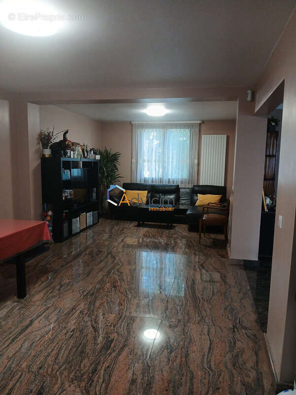 Maison à NOISY-LE-SEC