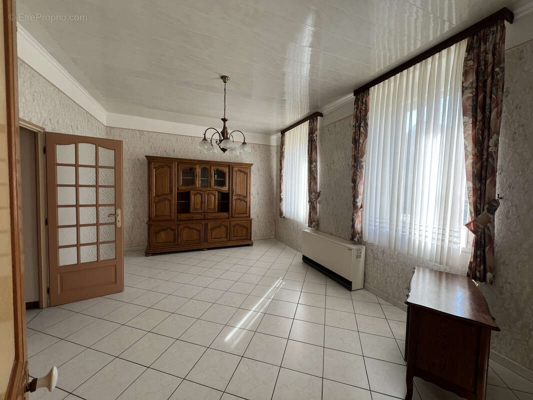 Maison à VILLERS-LA-CHEVRE