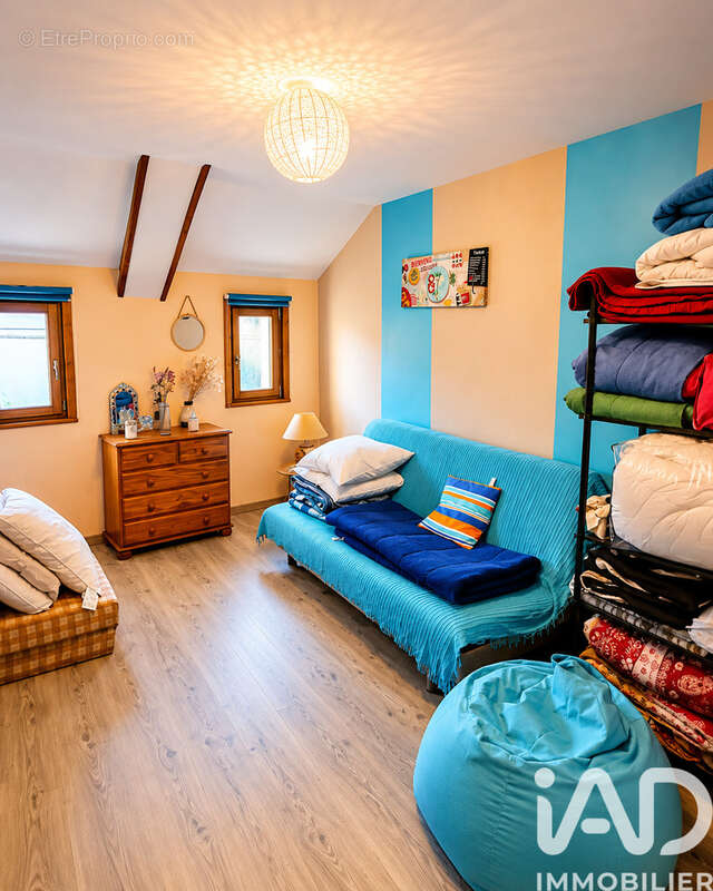 Maison 165 m² à Brevonnes  - photo 8