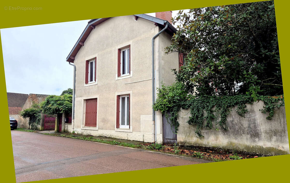 Maison à BRAGNY-SUR-SAONE
