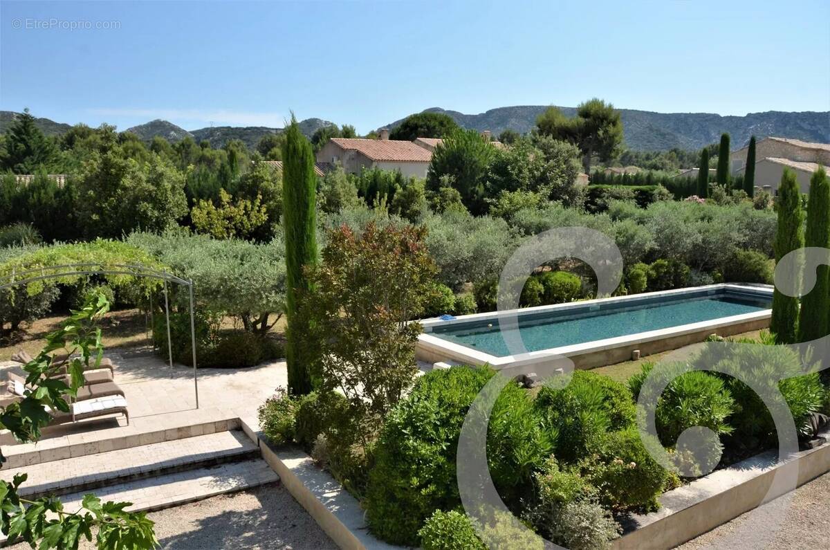 Maison à EYGALIERES