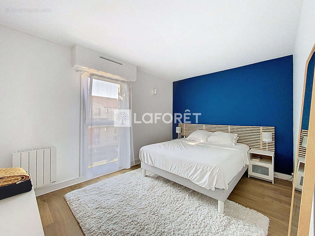 Appartement à VERNEUIL-SUR-SEINE
