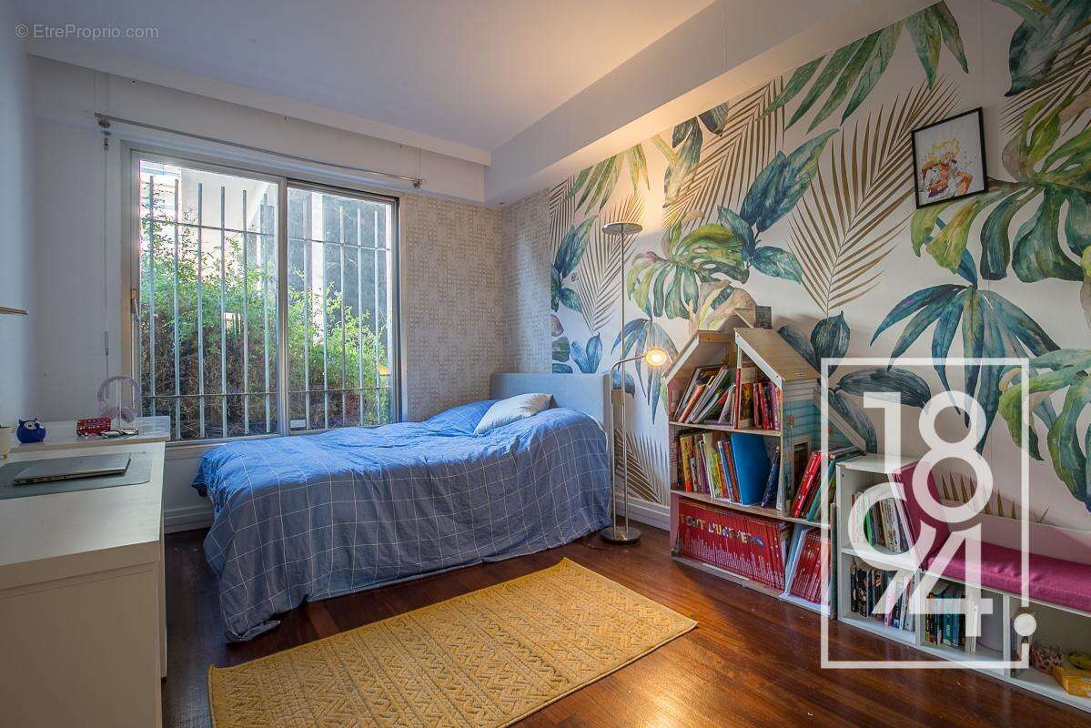 Superbe appartement T3 rénové de 74m2 avec grande terrasse Carré d'or - photo 8