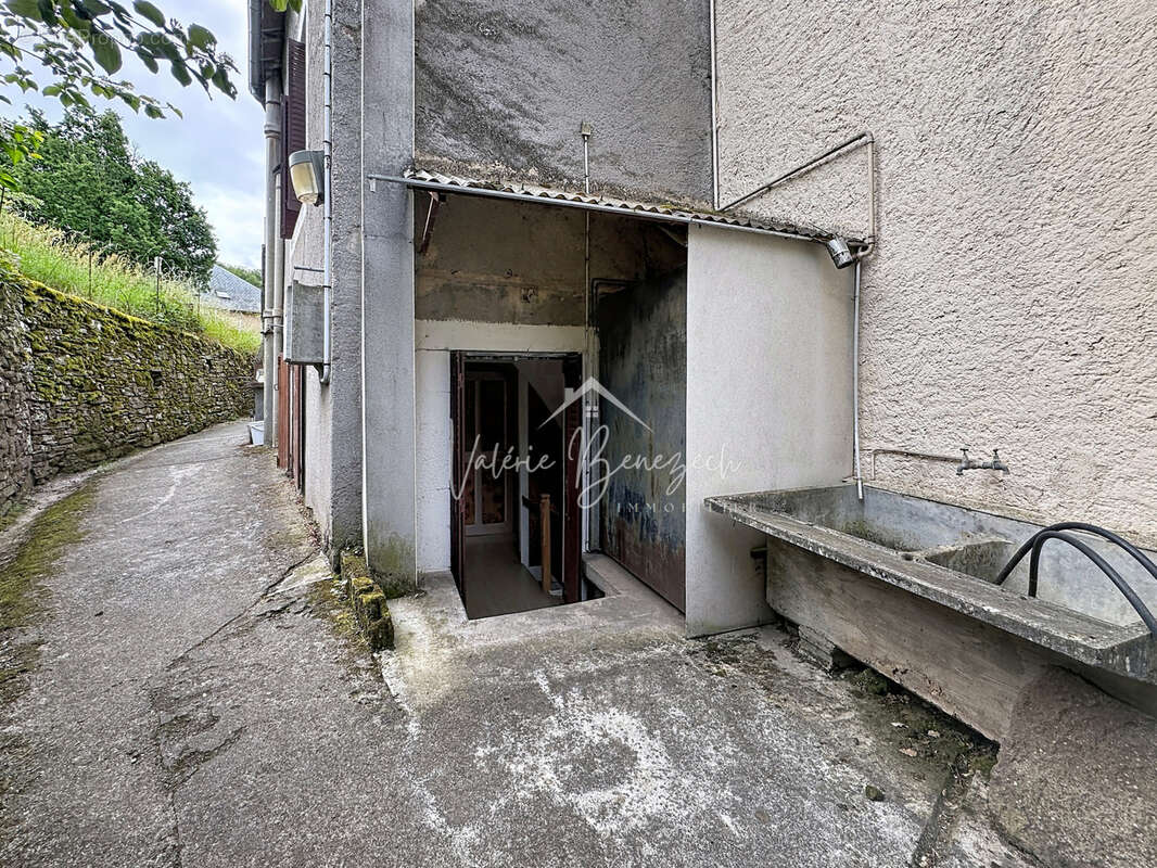 Maison à BELMONT-SUR-RANCE