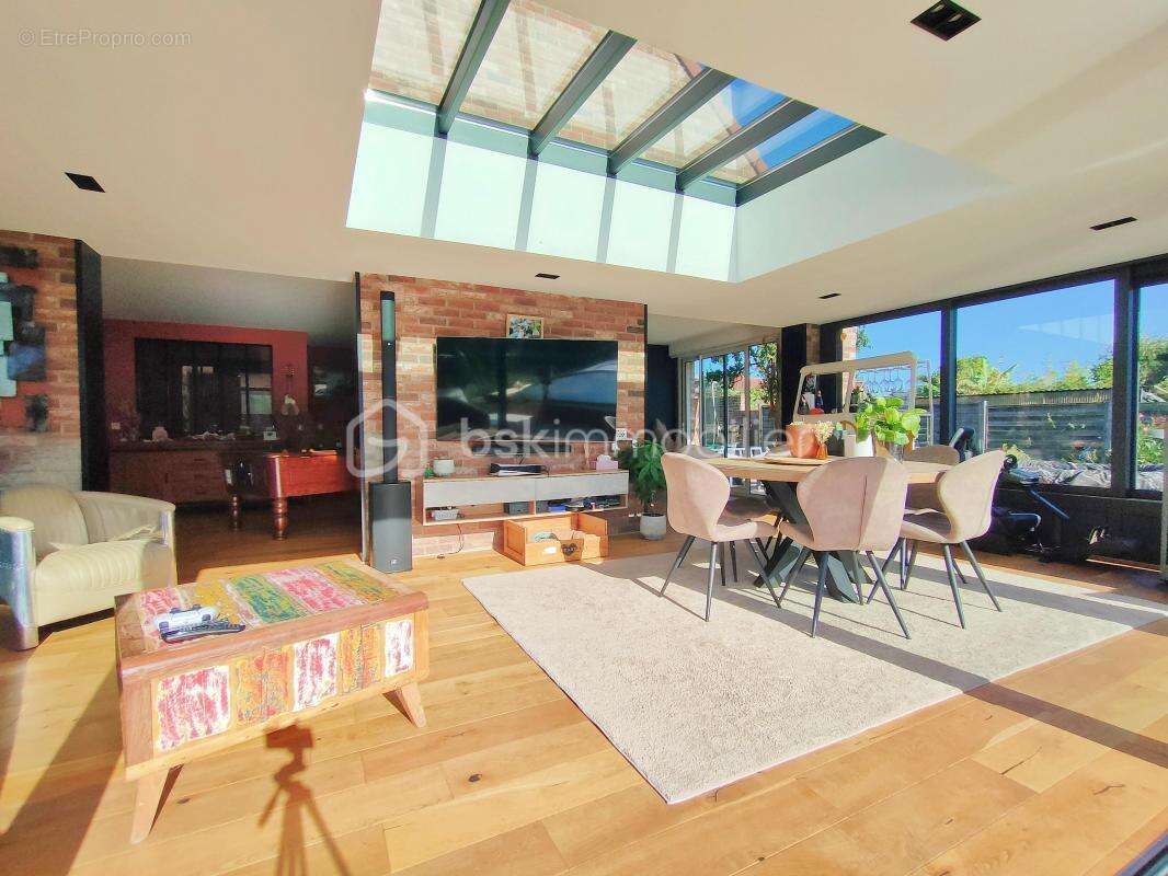 Maison à CAMPHIN-EN-CAREMBAULT