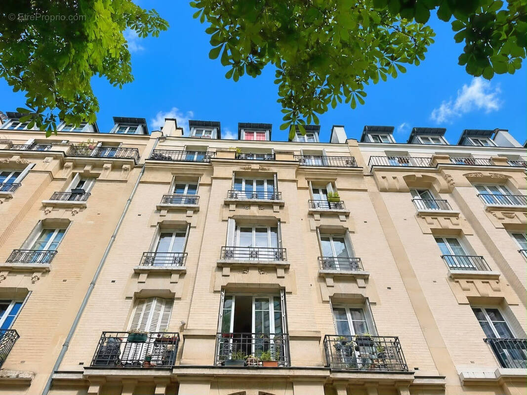 Appartement à PARIS-20E