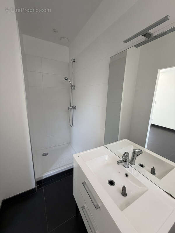 Villa de trois chambres proche du centre ville 104 m2 - photo 6