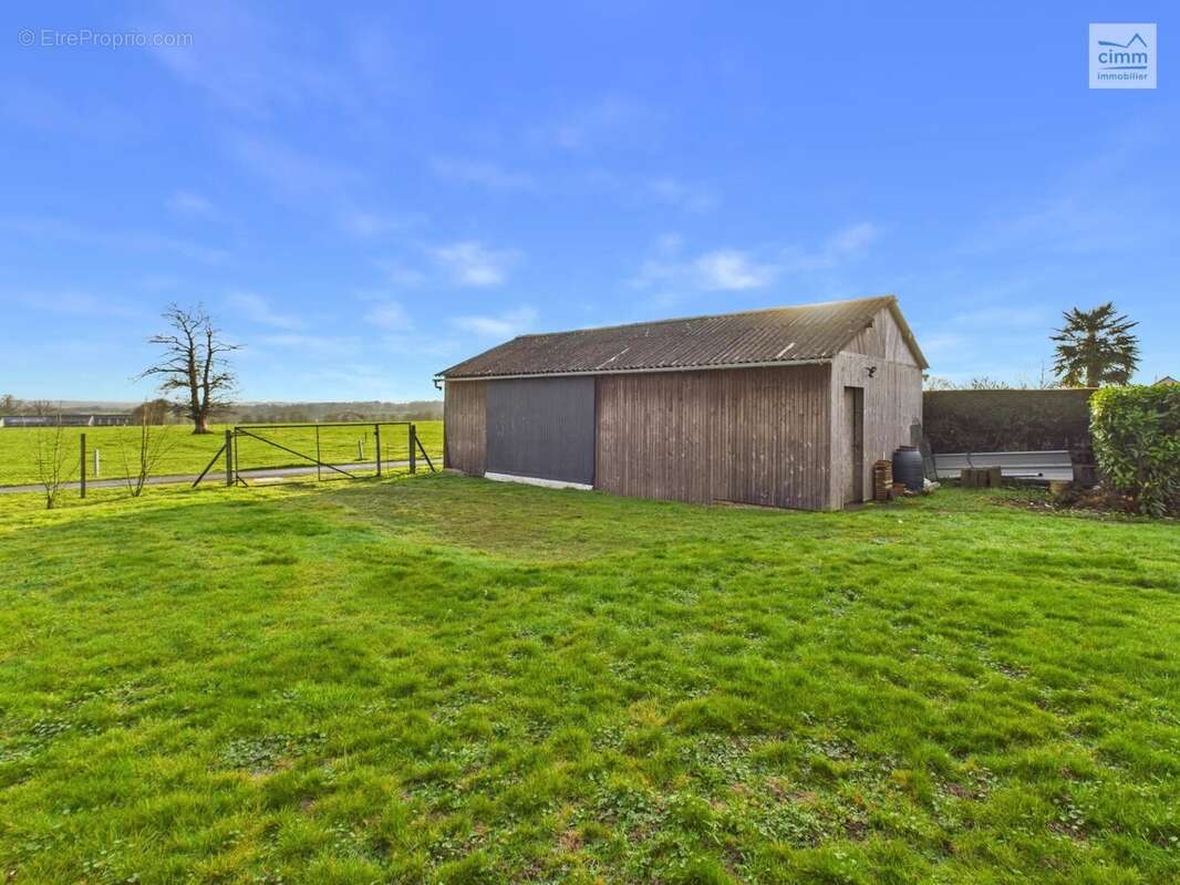 Maison à LES BRULAIS