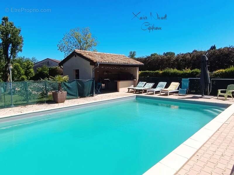 Maison à SAINT-ALBAIN