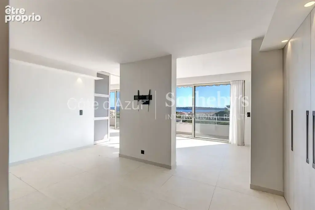 Cannes La Californie, penthouse de 4 chambres avec vue mer et deux garages - photo 6