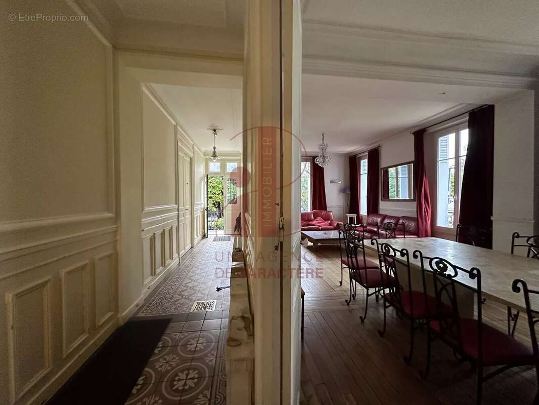 Maison à FONTAINEBLEAU