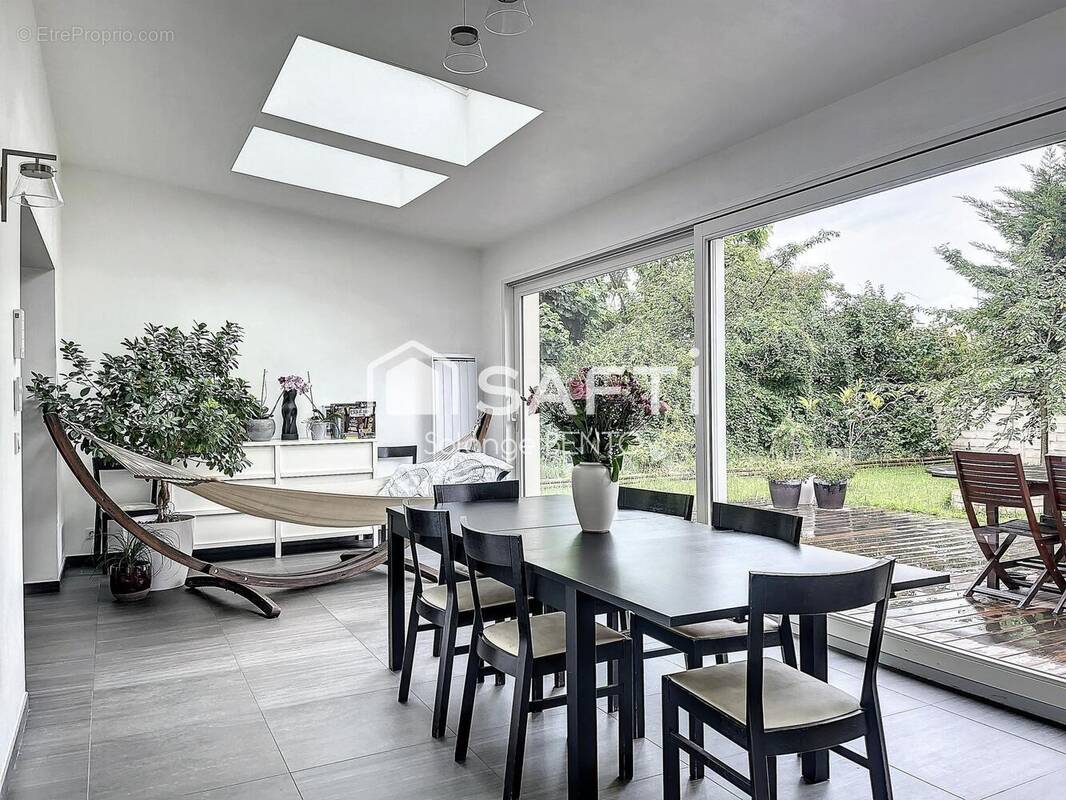 Photo 1 - Maison à MONTESSON