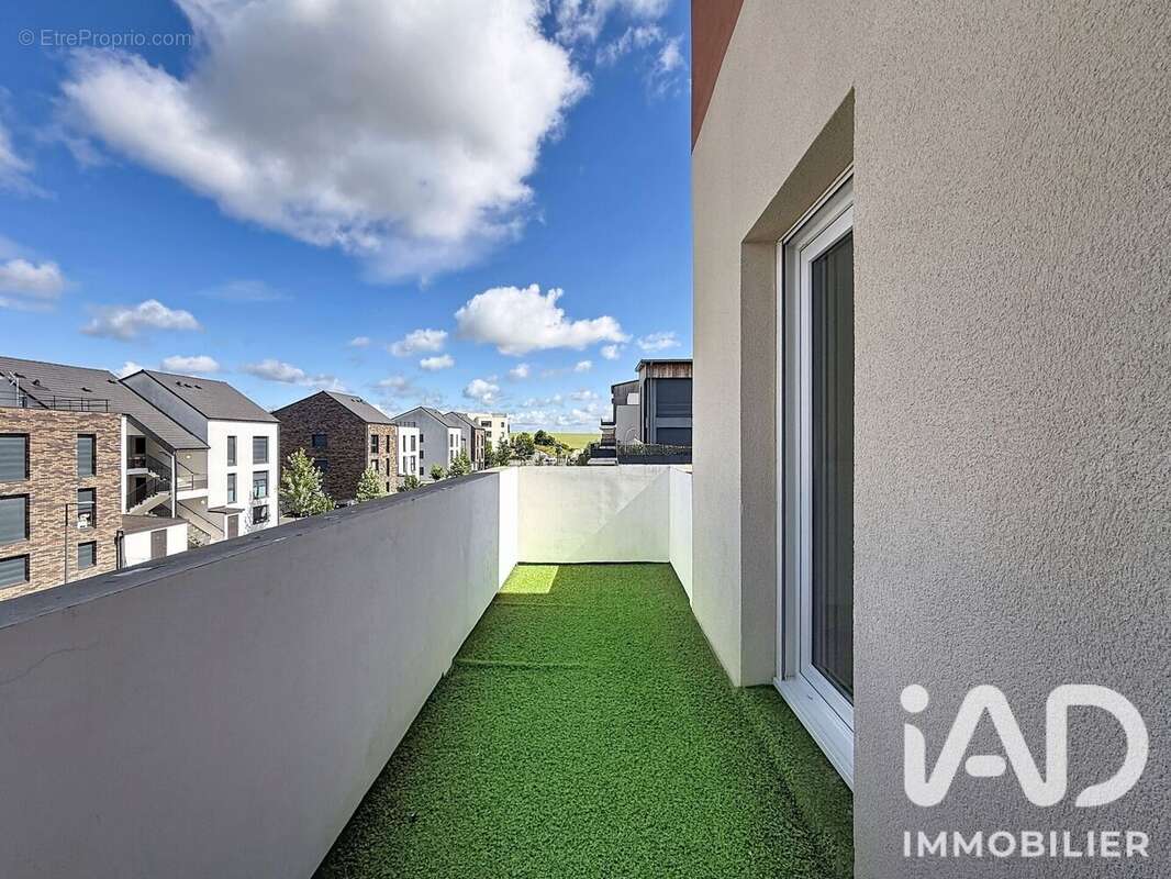 Appartement 61 m² à Louvres  - photo 4