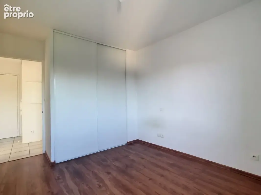 Appartement T2 - PINEUILH - Idéal investissement - photo 3