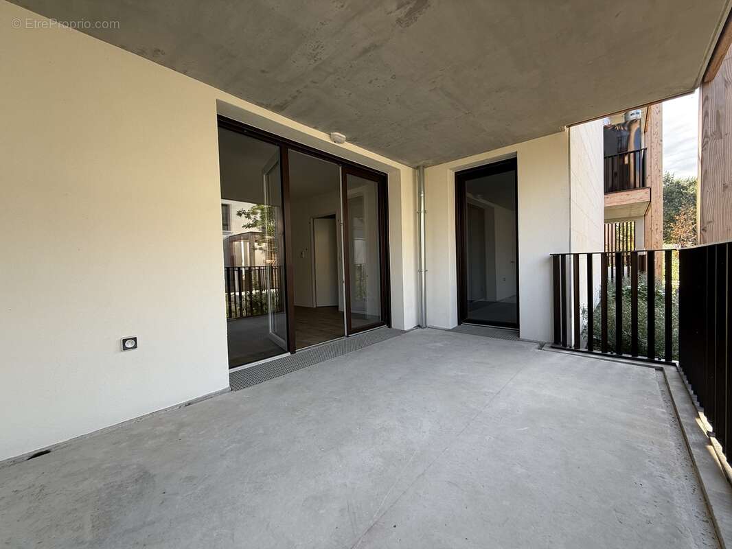 Appartement 3 pièces + terrasse + parking à FLOIRAC CENTRE  - photo 9
