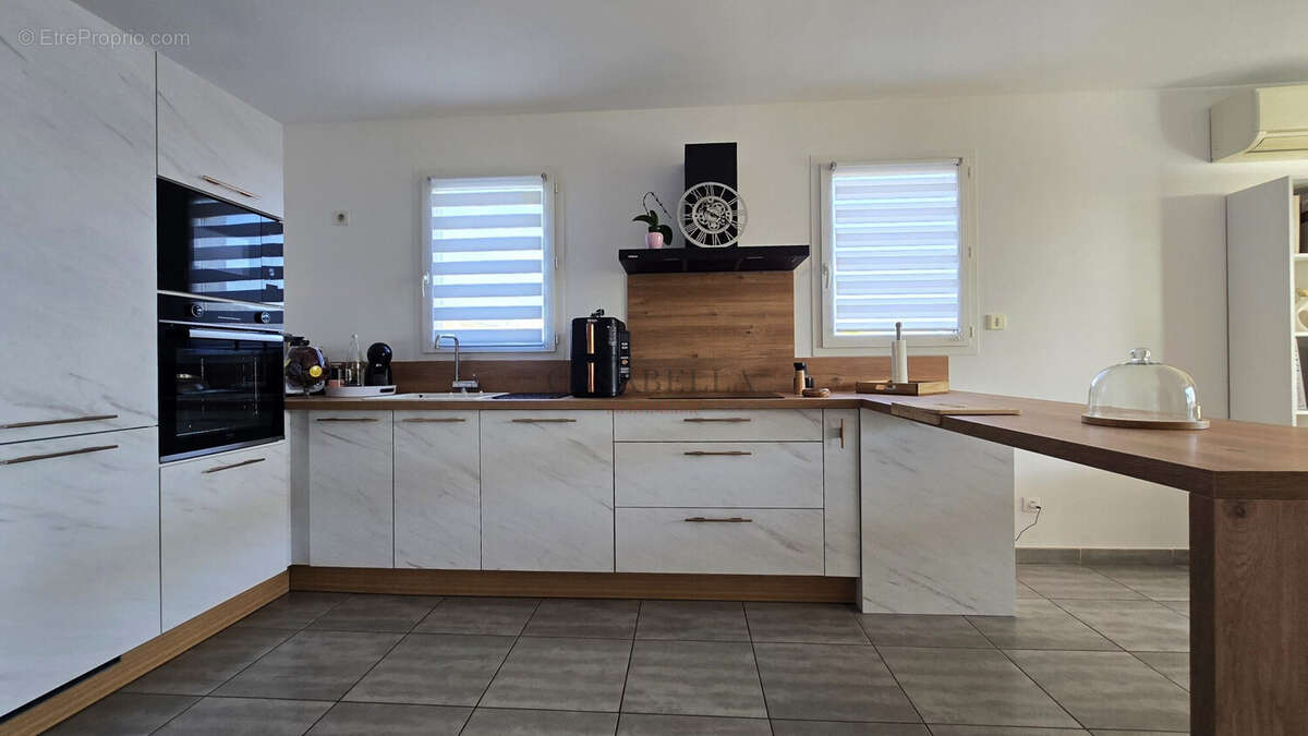 Appartement à BASTELICACCIA