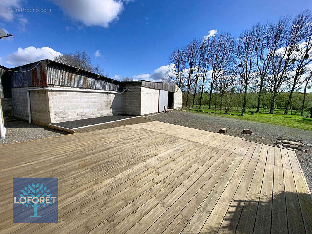 Maison à LA BAZOUGE-DU-DESERT