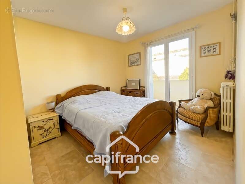 Appartement à HYERES