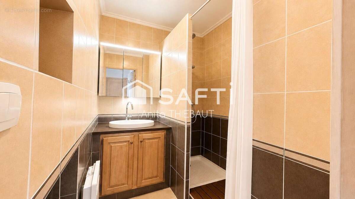 Photo 8 - Appartement à SAINT-RAPHAEL