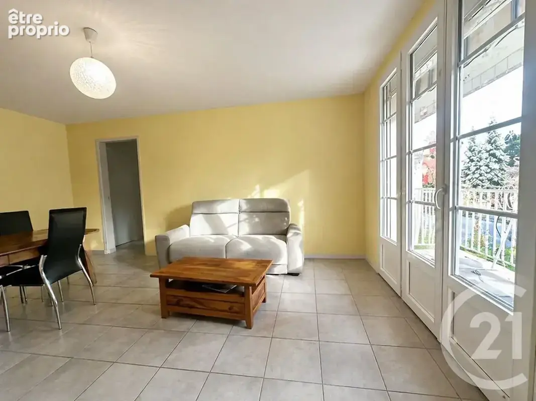 Appartement 4 pièces 76 m² à vendre à La Seyne-Sur-Mer (83500) - photo 2