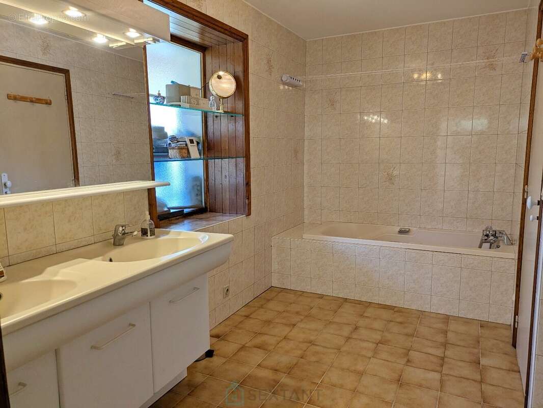 Ancien moulin en pierre de 160 m² avec piscine. - photo 25