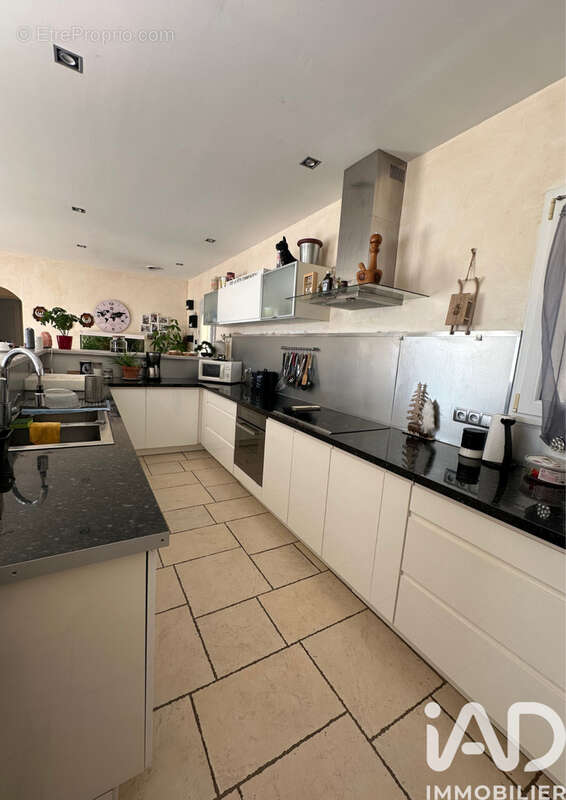 Photo 8 - Maison à LE CANNET-DES-MAURES