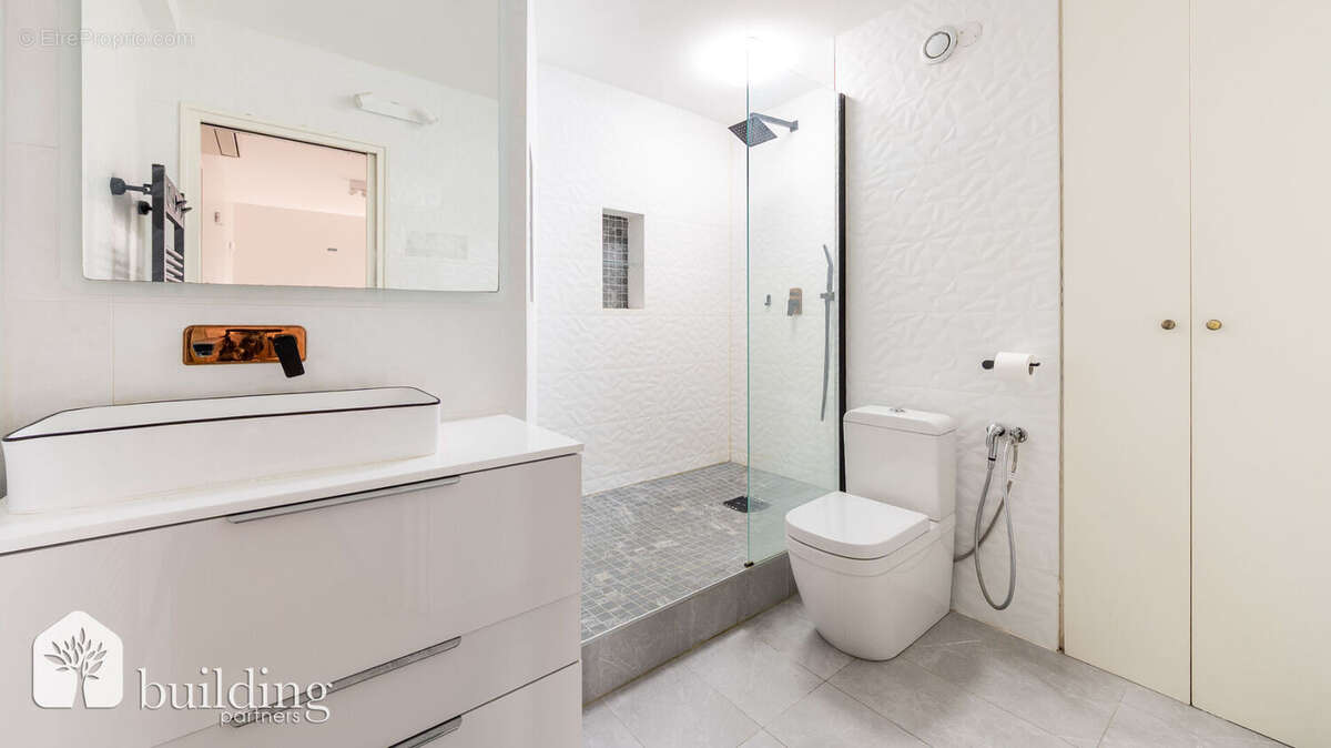 Courbevoie Hôtel de Ville - Appartement 4 pièces de 81.09 m² et un balcon de 5.17 m² - photo 8