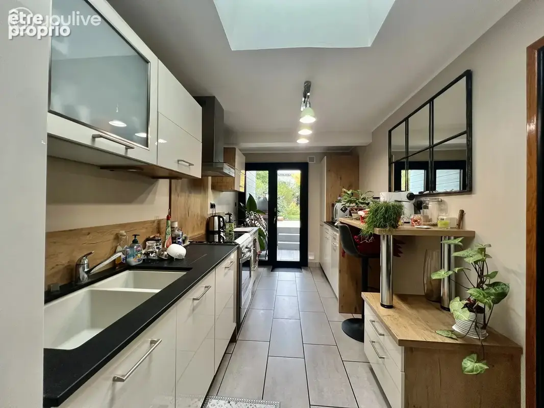 Maison de ville à Soissons sans travaux. - photo 4