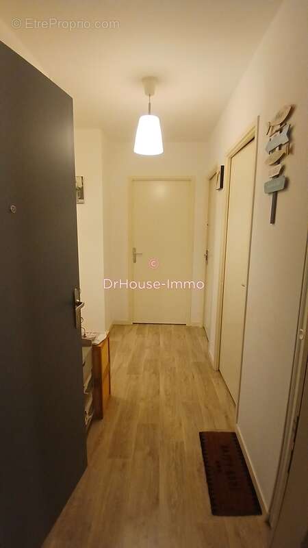 Appartement à PAREMPUYRE