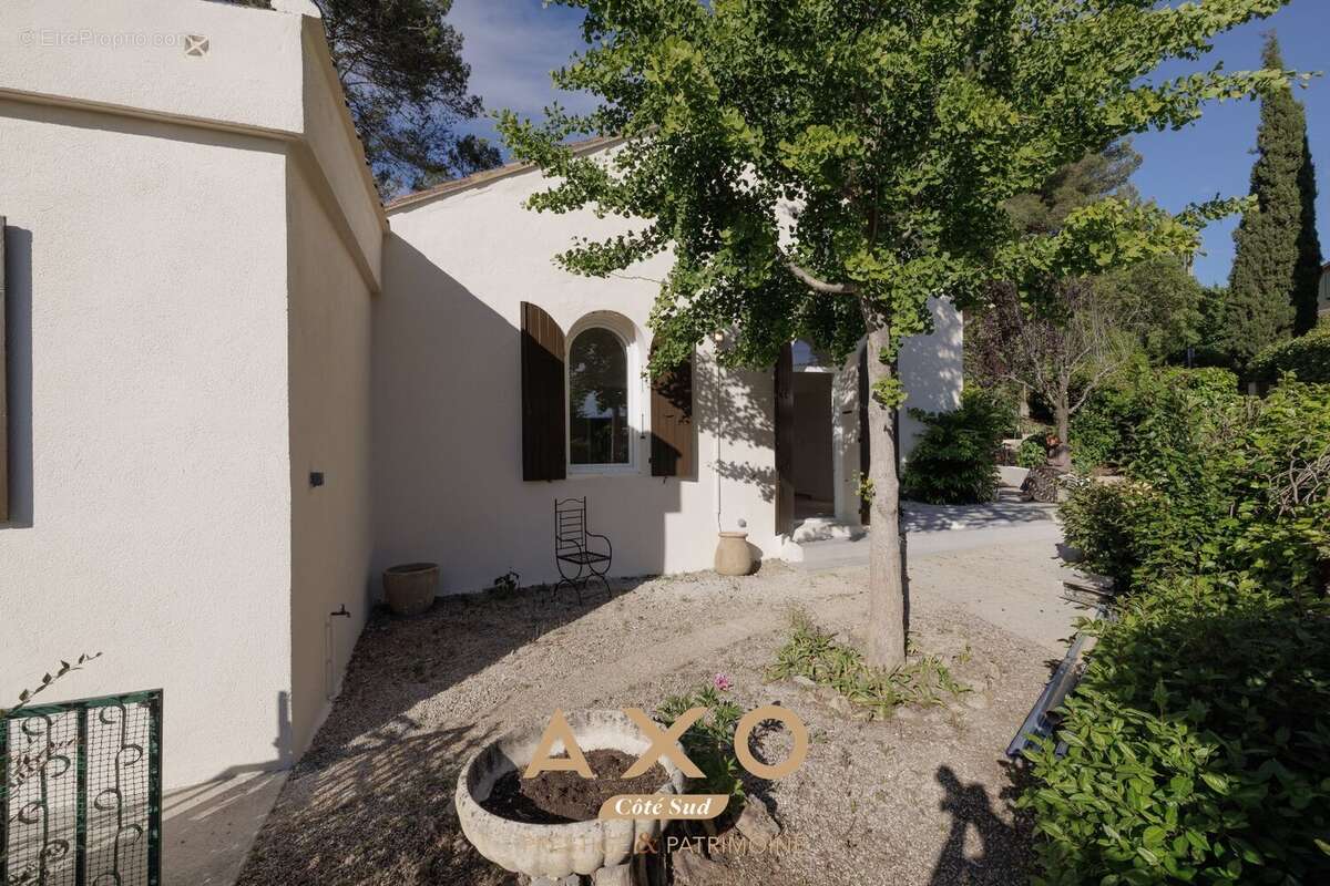 Aix-en-provence - proche la torse - maison de ville- t4 - piscinable - garage - 895 000 - photo 14