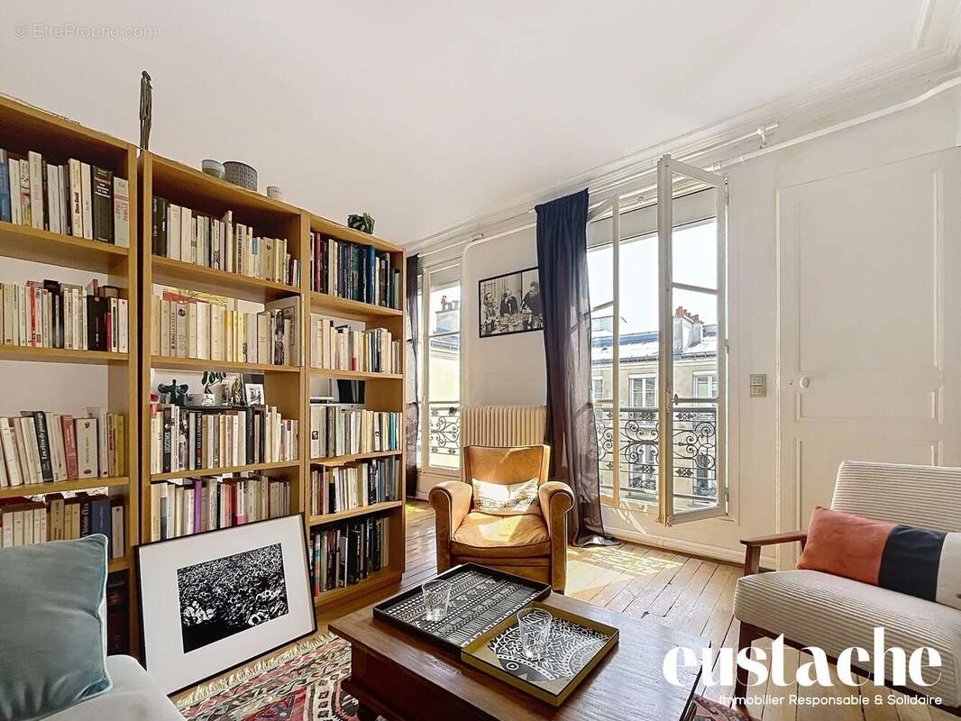 Appartement à PARIS-10E