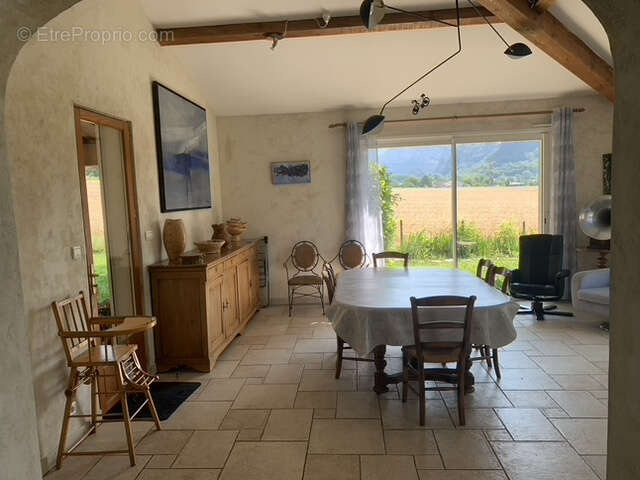 Maison avec gîte indépendant, piscine et vue majeure sur la forêt de Saou - photo 10