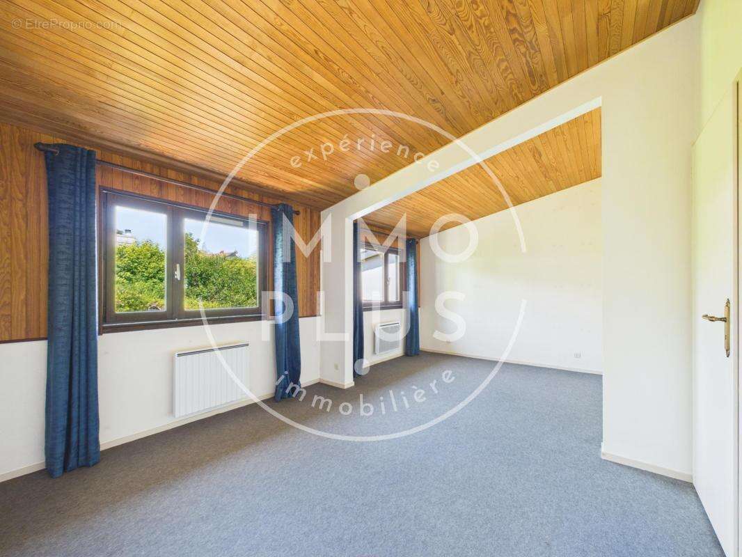 Vente - Maison - 4 pièces + cuisine - 97,02 m² - 680 000 € - - photo 6
