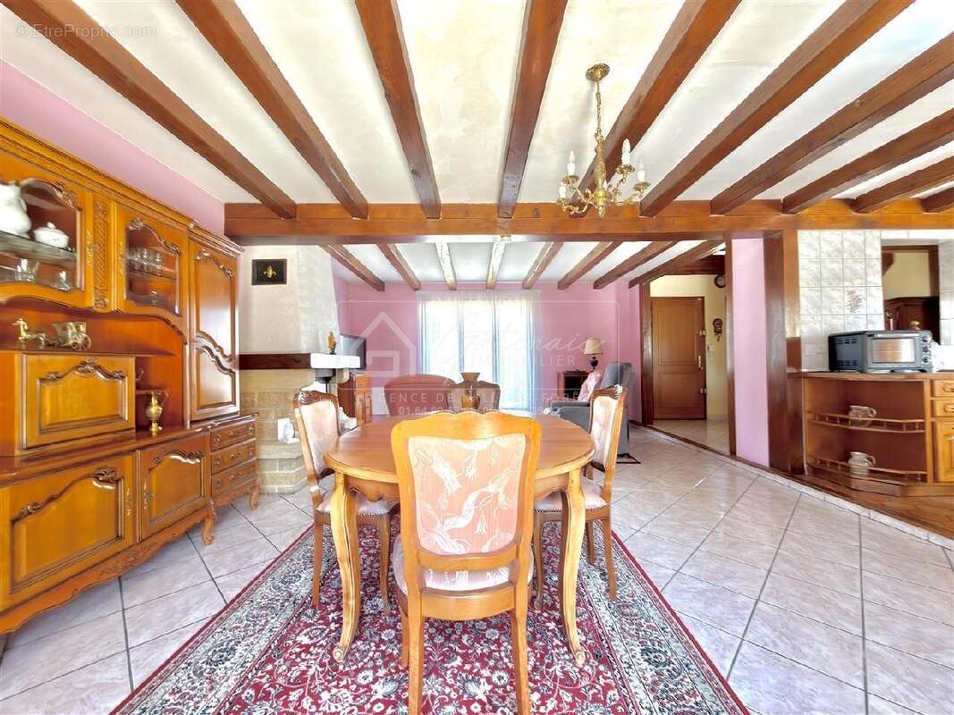 Maison 124 m² à Milly-La-Foret  - photo 5