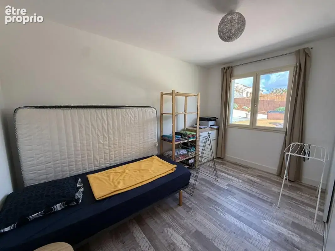 Maison 141 m² avec véranda chauffée piscine studio indépendant et grand terrain sans vis à vis secteur calme - photo 12