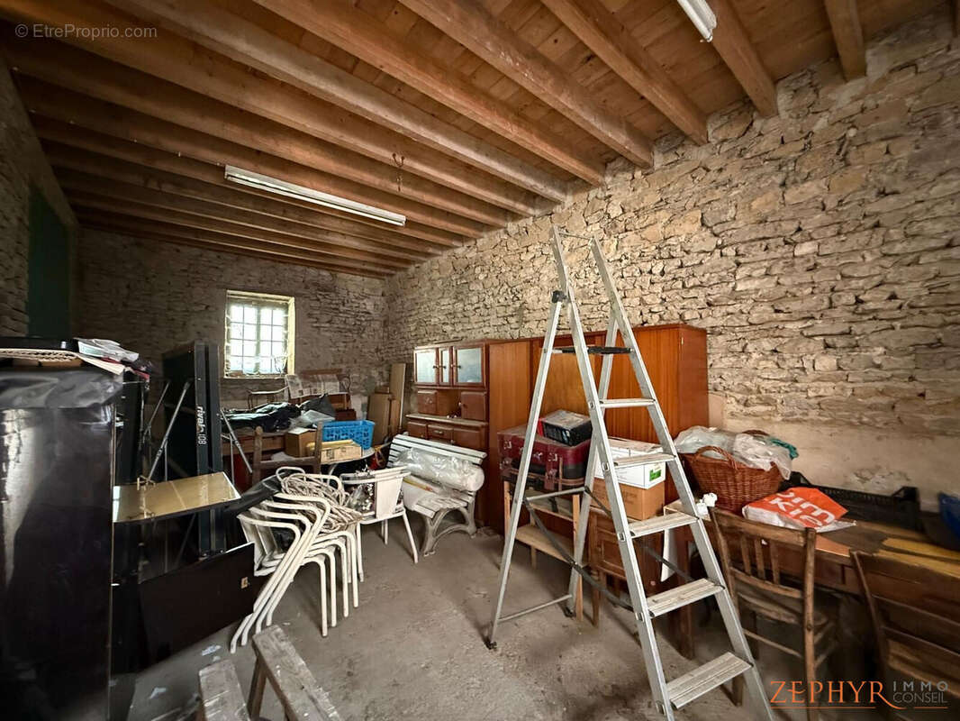 Maison à OINGT