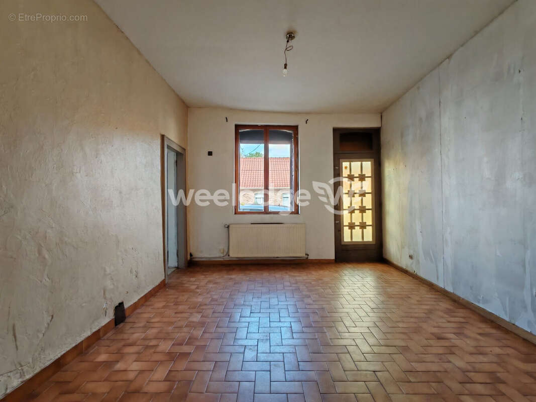 Maison à CAUCHY-A-LA-TOUR