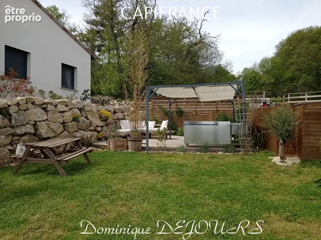 Ardèche - Magnifique Maison d'architecte de 184 m² habitable - Bel espace extérieur - Vue panoramique sur les montagnes ardèchoi - photo 33