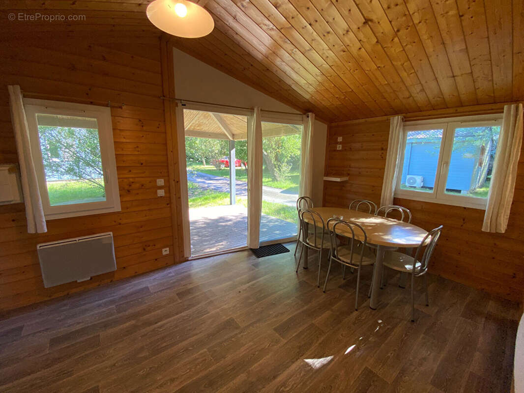 SAINT DENIS - INVESTISSEMENT LOCATIF - LOT de 5 Chalets 2 chambres - 32,69 m² - proche plage - photo 10