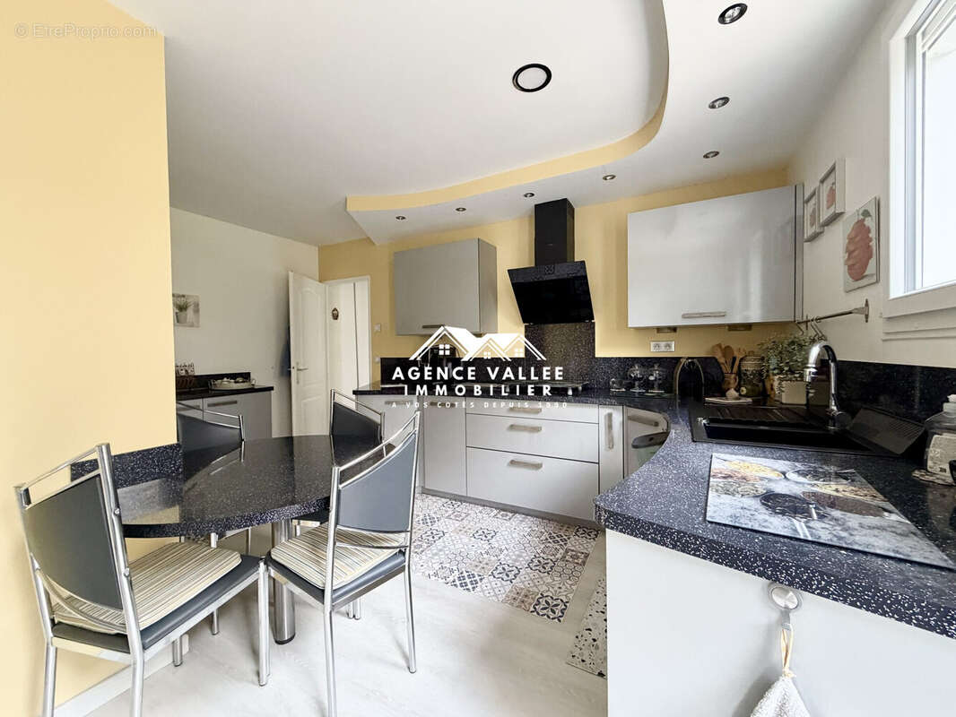 Maison à SAINT-GERMAIN-LES-CORBEIL