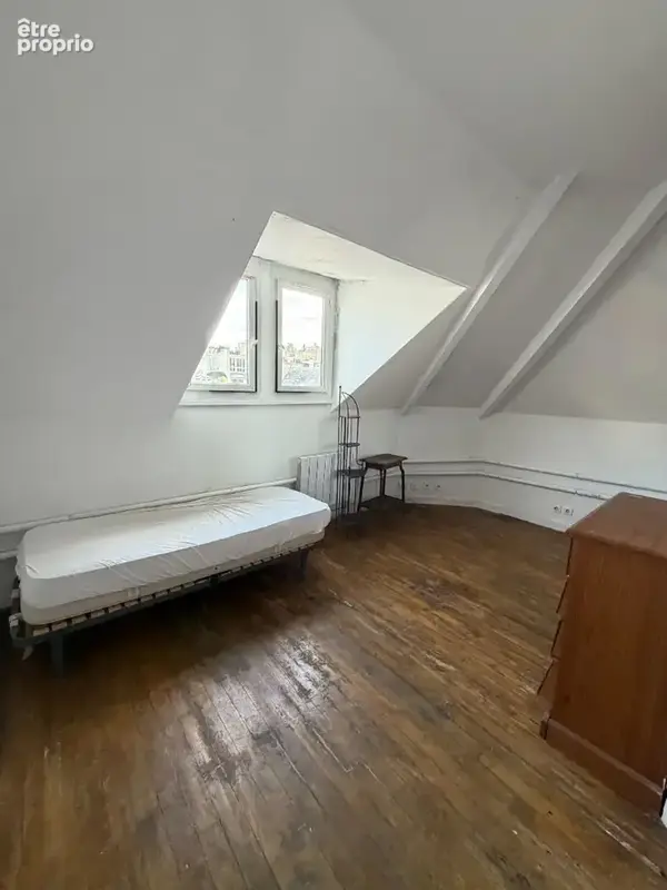 PARIS 16 - Porte Dauphine - Studio de 14.6 m² - photo 3