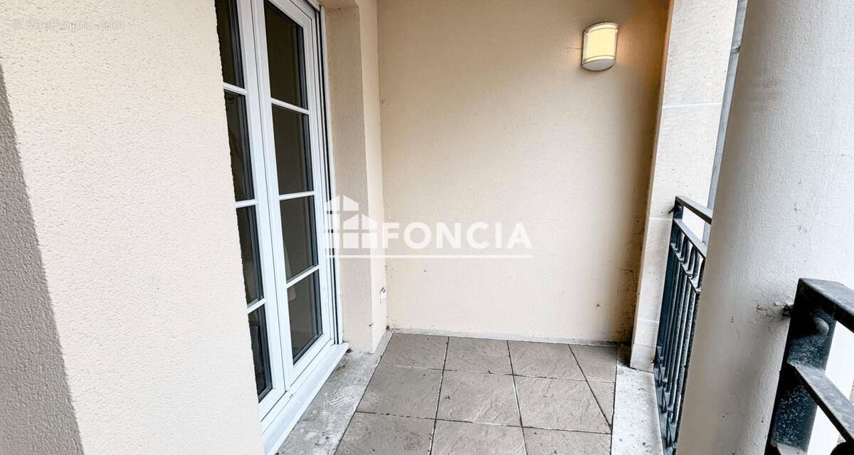 Appartement à LE PLESSIS-ROBINSON