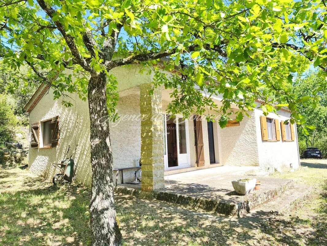Maison à BRAS