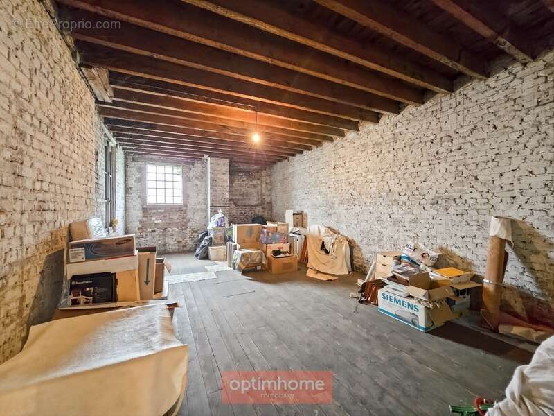 Maison à CROISILLES