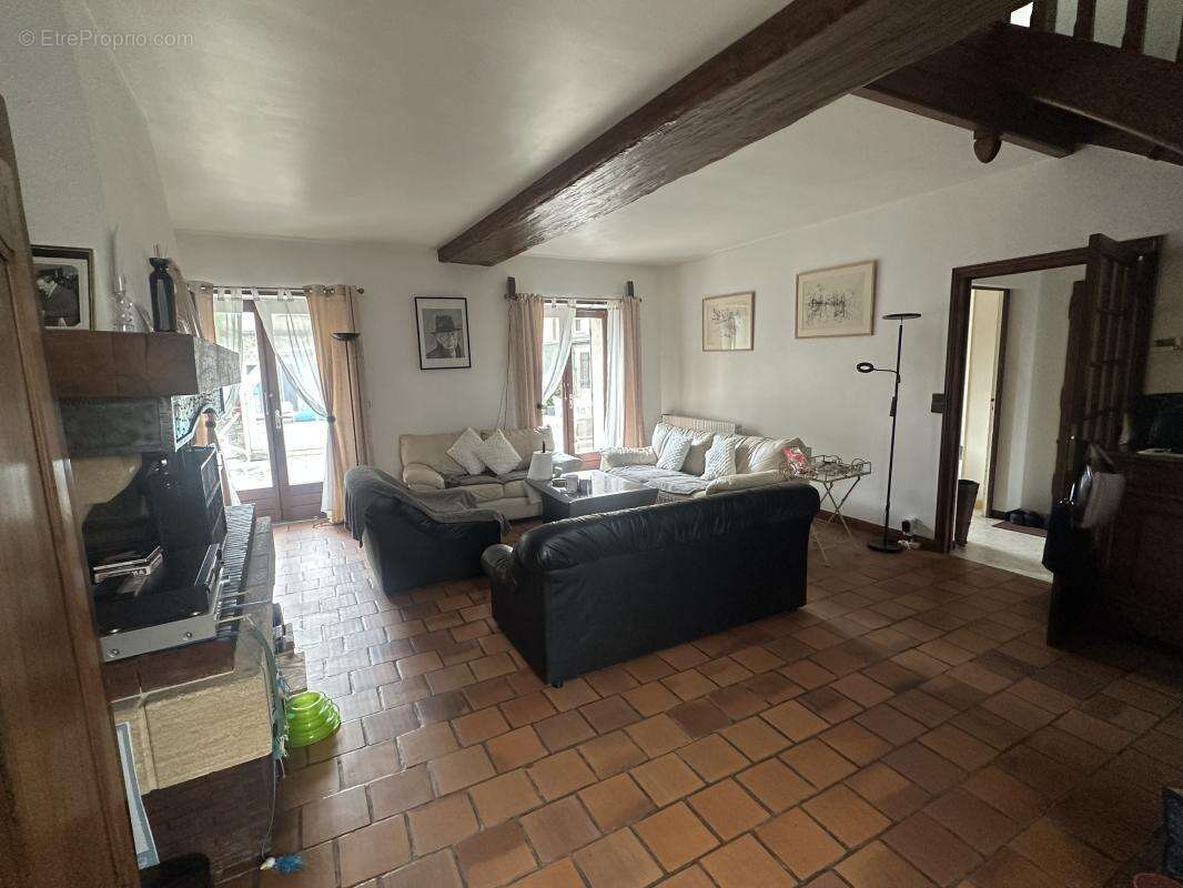 Maison à COULOMMIERS
