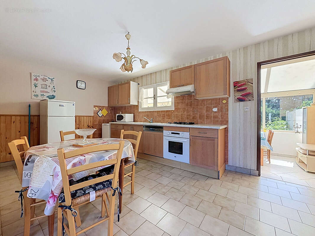 Bien coup de coeur : ensemble immobilier de charme avec maison d'habitation et 4 gîtes - Pléboulle - photo 3